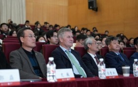 2026复梦全球胜任力大会在沪启幕 聚焦全球议题培育青年领军人才