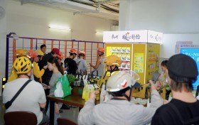 康师傅“暖心面馆”入驻深圳湾，一碗热面致敬每一份坚守