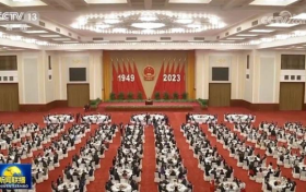 马佳锋应邀参加国庆招待会
